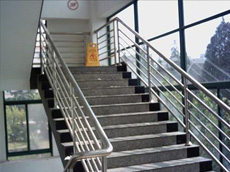 不锈钢楼梯